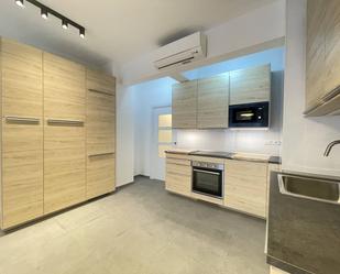 Kitchen of Study for sale in  Barcelona Capital  with Parquet flooring