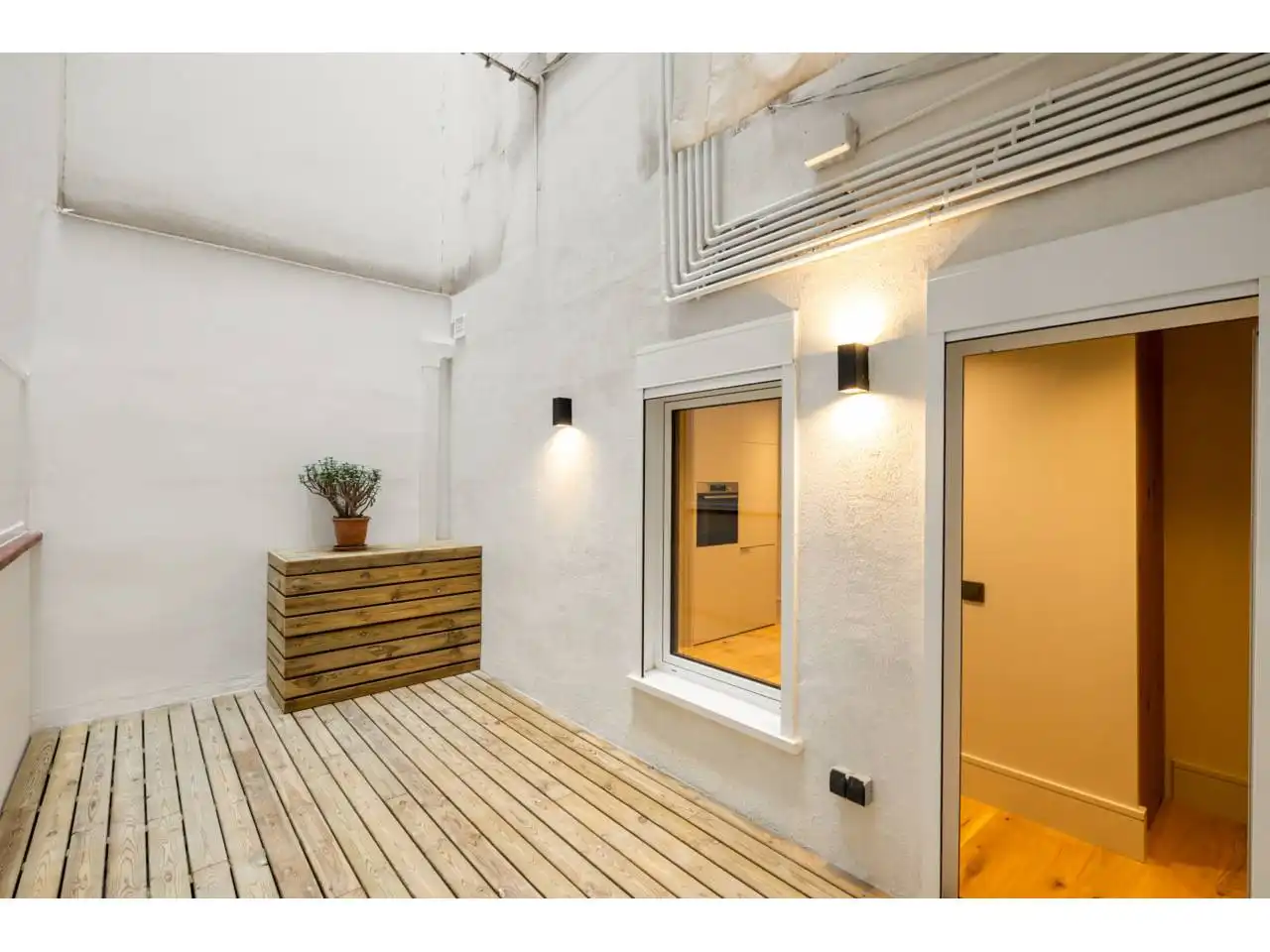 Piso con ascensor en venta en Calle estenza 12