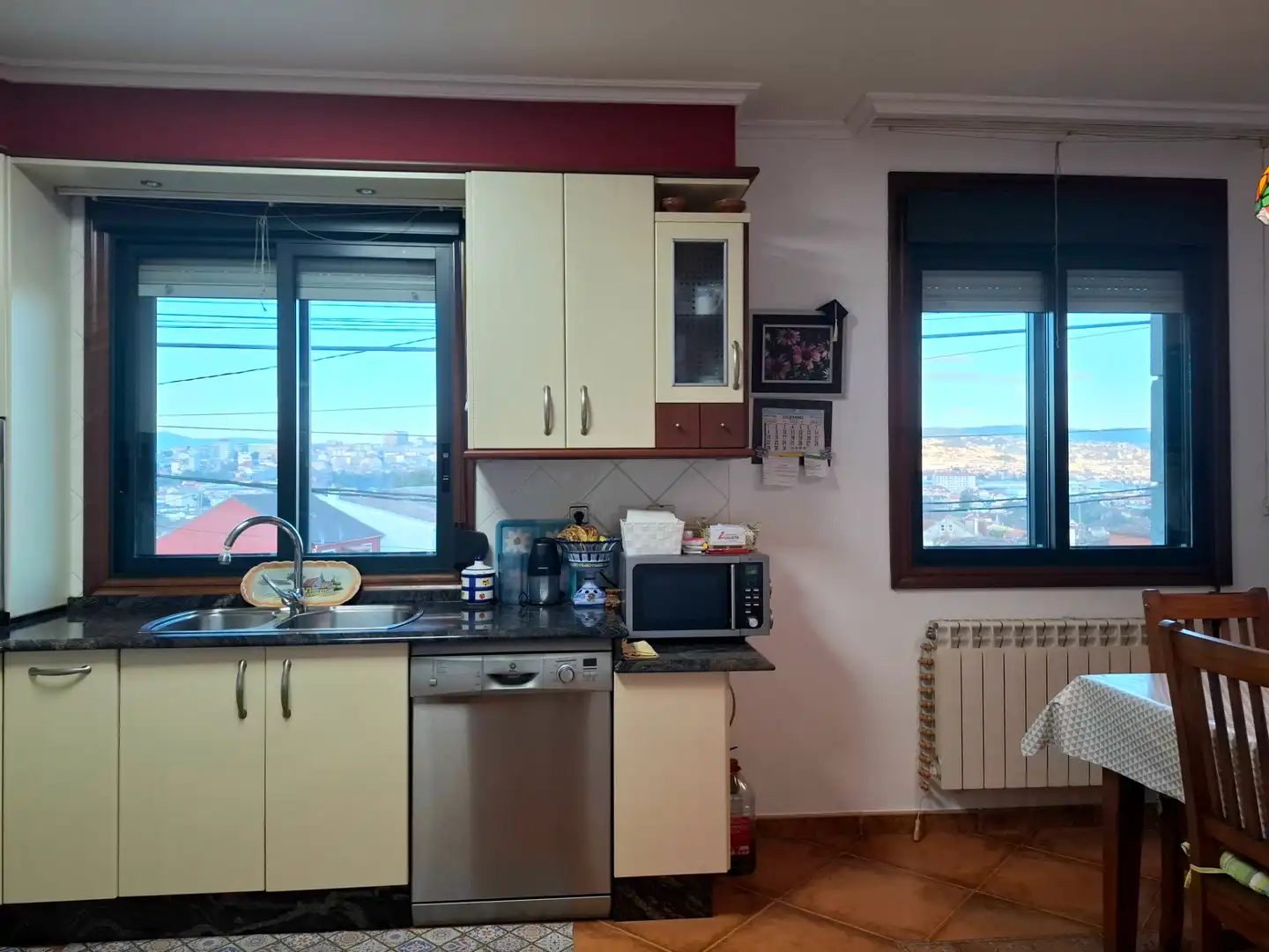 Kitchen of Houses for sale in Vigo   with Heating, Private garden and Storage room