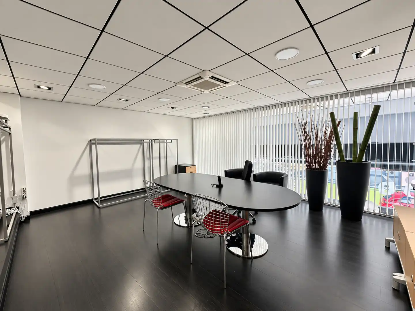 Business premises for sale in Calle Módena 36, imagen 19