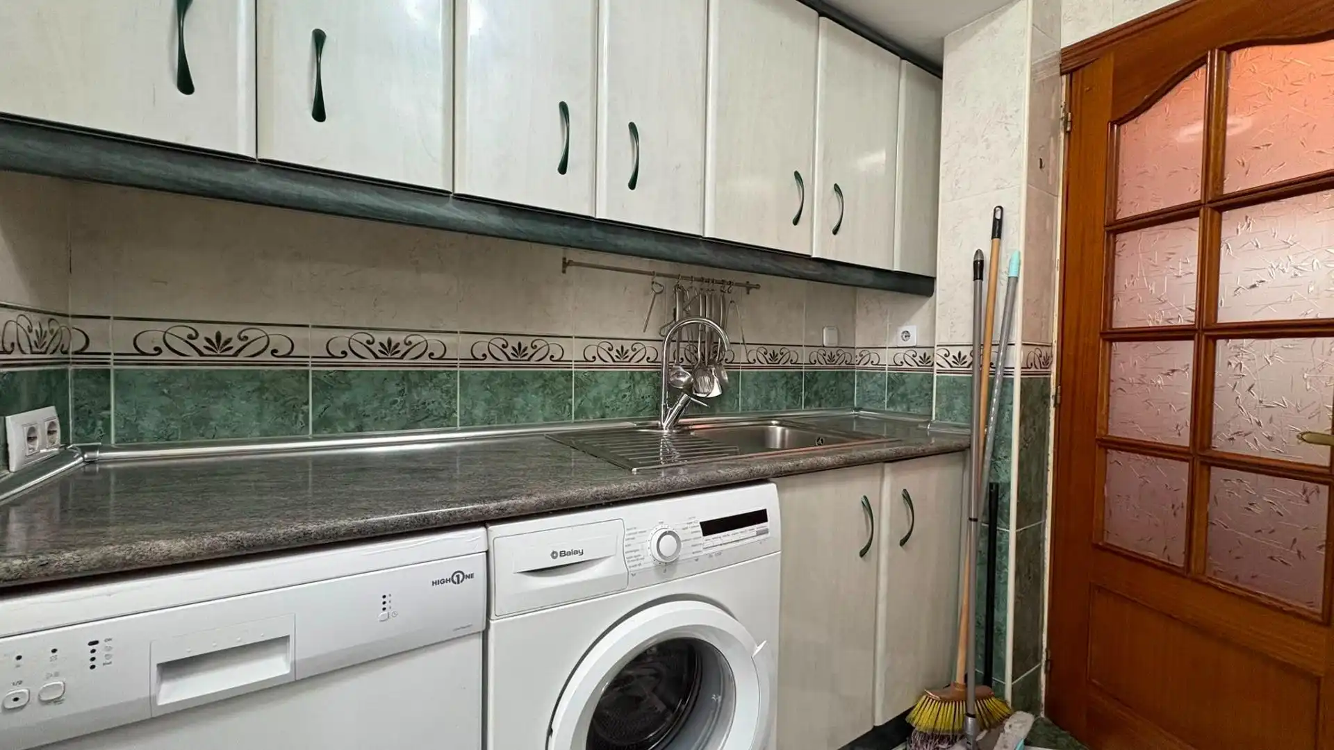 Cocina de Piso en venta en Guadalajara con Calefacción