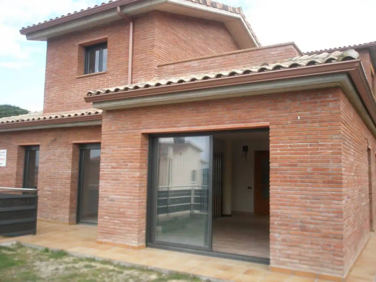 Vista exterior de Casa o chalet en venta en La Roca del Vallès con Aire acondicionado, Calefacción y Jardín privado
