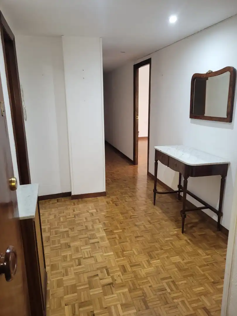 Piso en venta en  Logroño con Calefacción, Parquet y Trastero