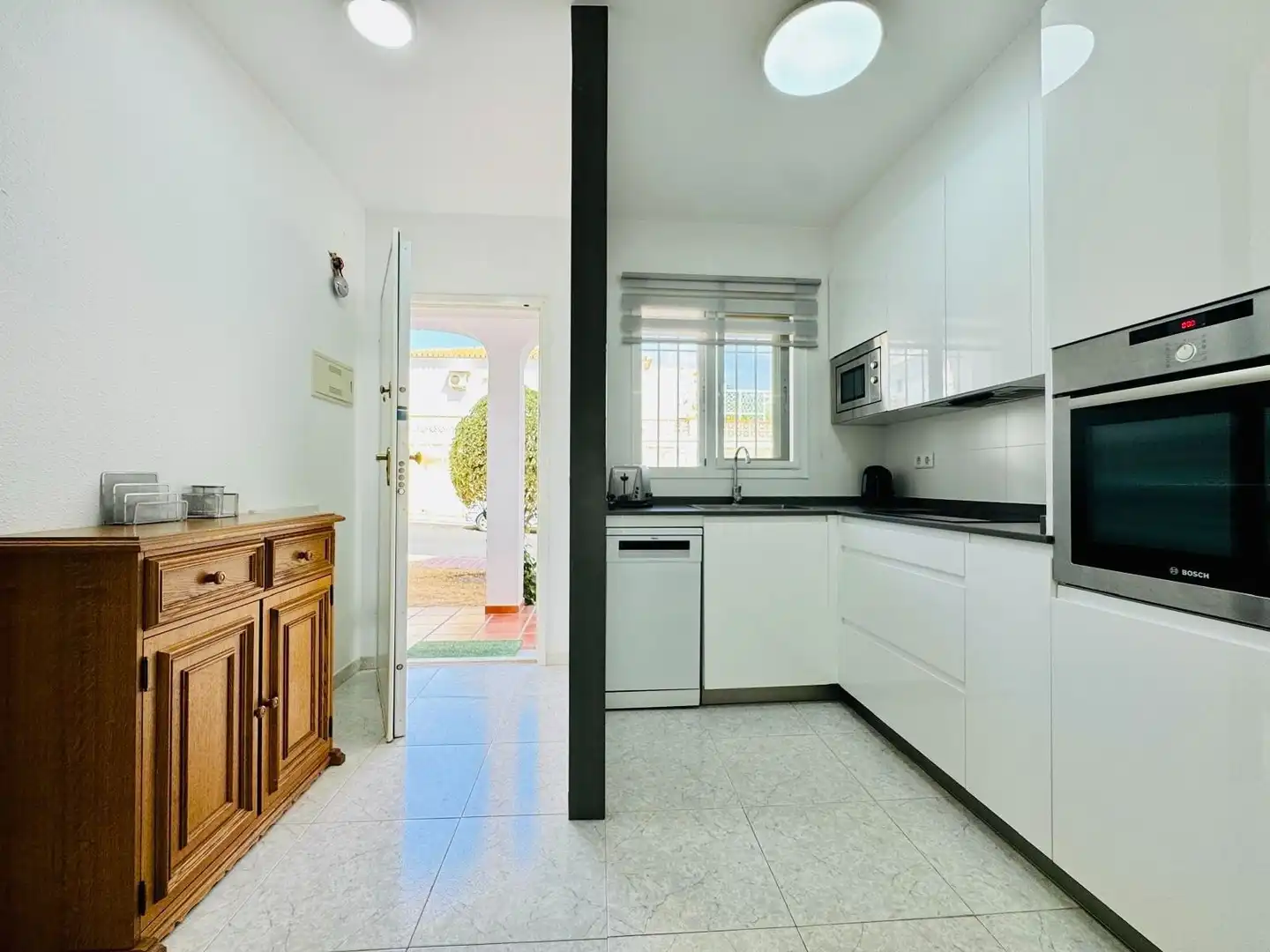 Cocina de Apartamento en venta en Torrox con Aire acondicionado y Piscina comunitaria