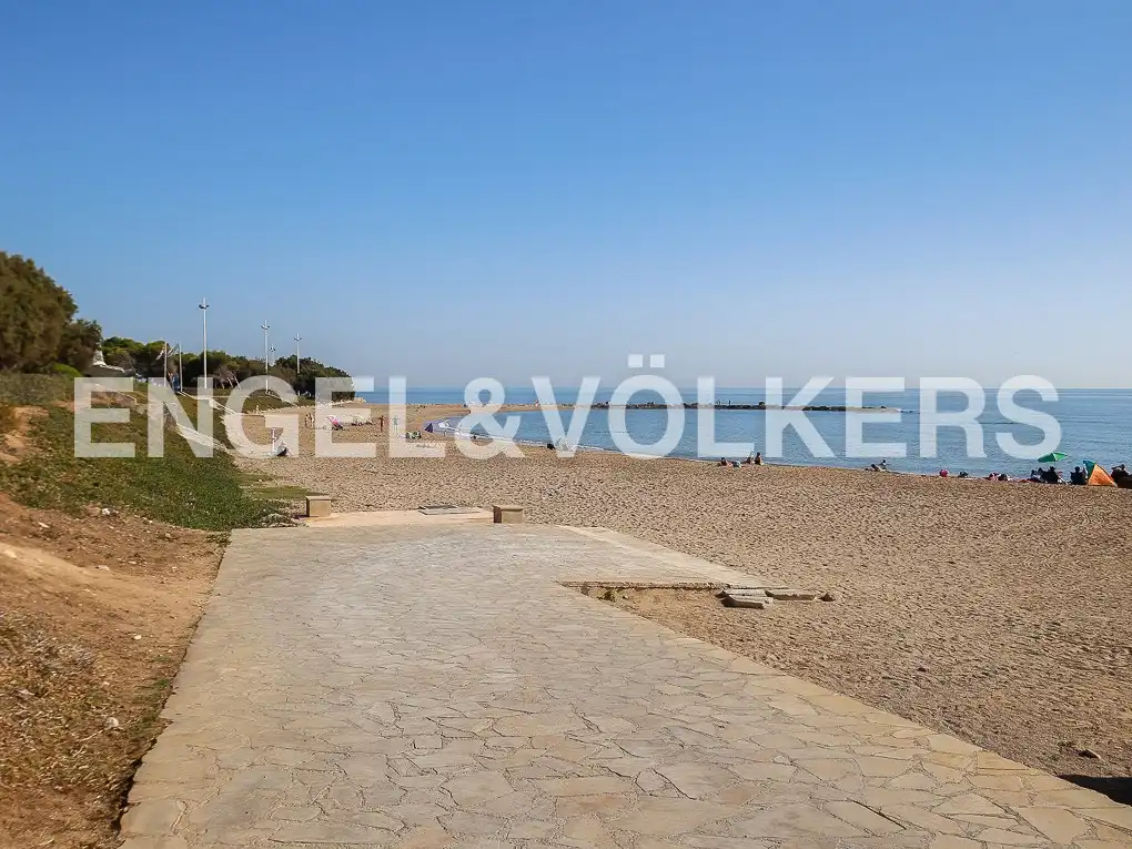 Houses for sale in Vinaròs  with Air Conditioner, Heating and Private garden