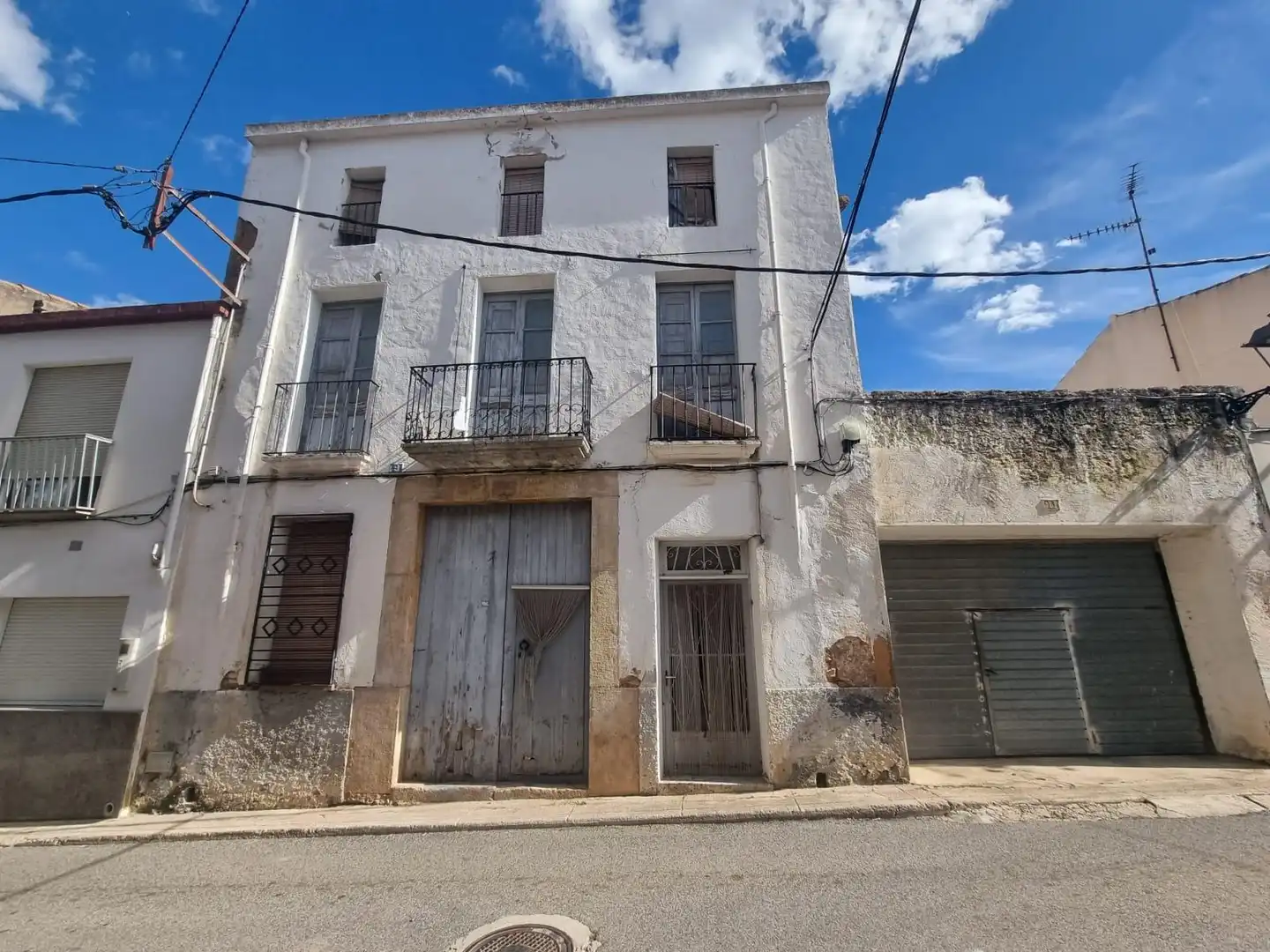 Vista exterior de Casa o xalet en venda en La Galera  amb Jardí privat i Balcó