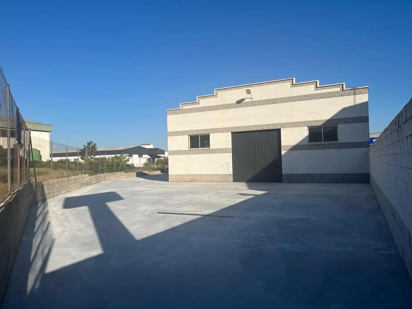 Nau industrial de lloguer a Zona de la Vega, imagen 6