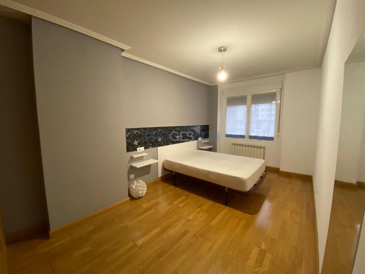 Schlafzimmer von Wohnung zum Verkauf in San Andrés del Rabanedo mit Heizung, Parkett und Terrasse