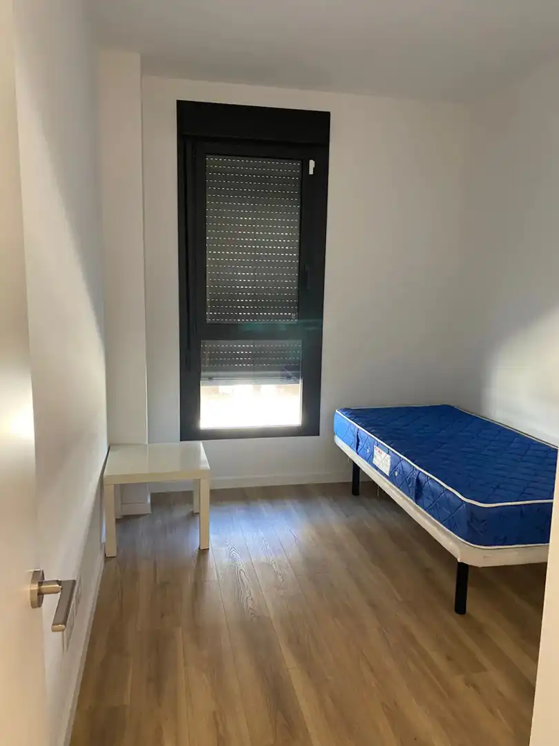 Habitación de Piso para compartir en Bellavista - La Palmera