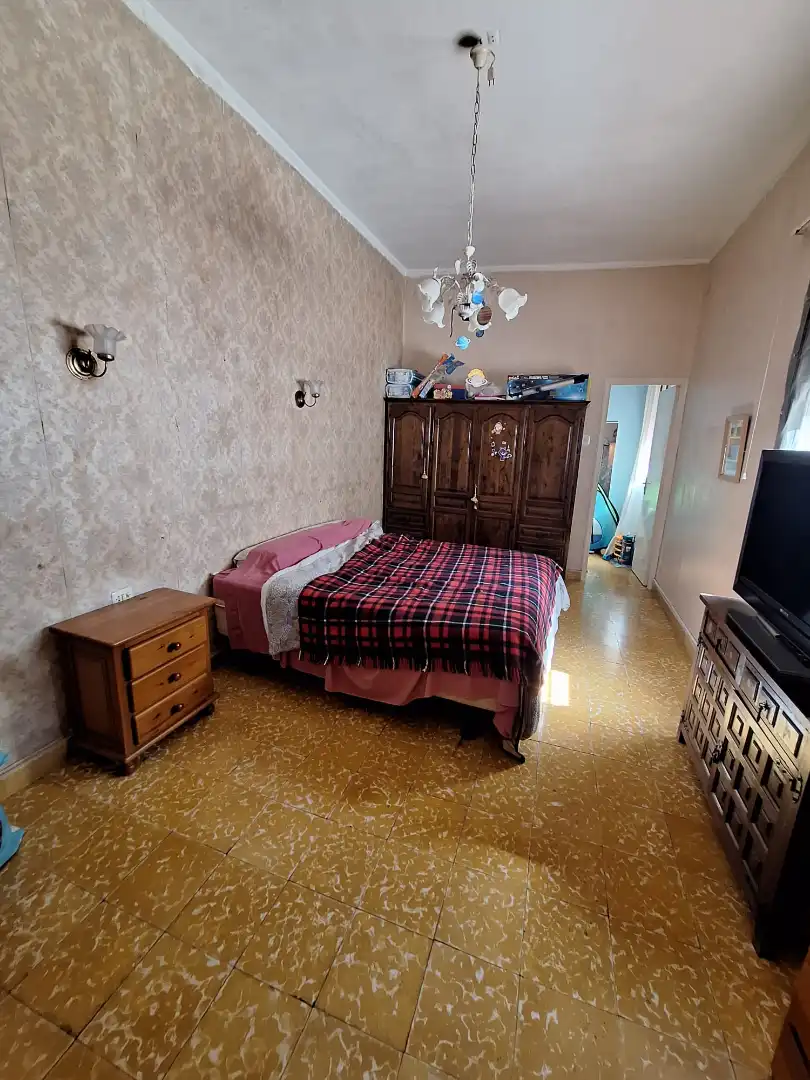 Schlafzimmer von Gebäude zum Verkauf in La Línea de la Concepción mit Alarm