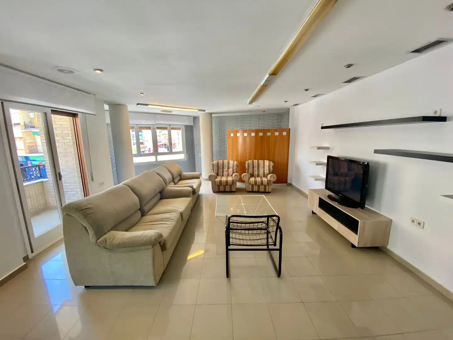Living room of Flat for rent in Almoradí  with Heating, Terrace and Furnished