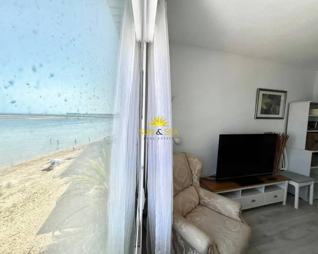 Terrassa de Apartament de lloguer en Torrevieja amb Calefacció, Moblat i Forn