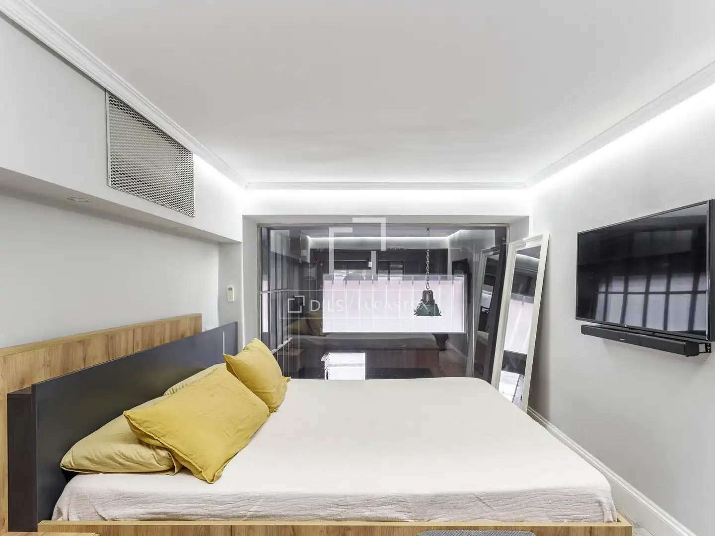 Bedroom of Lofts for rent in Madrid  with Air Conditioner, Heating and Terrace