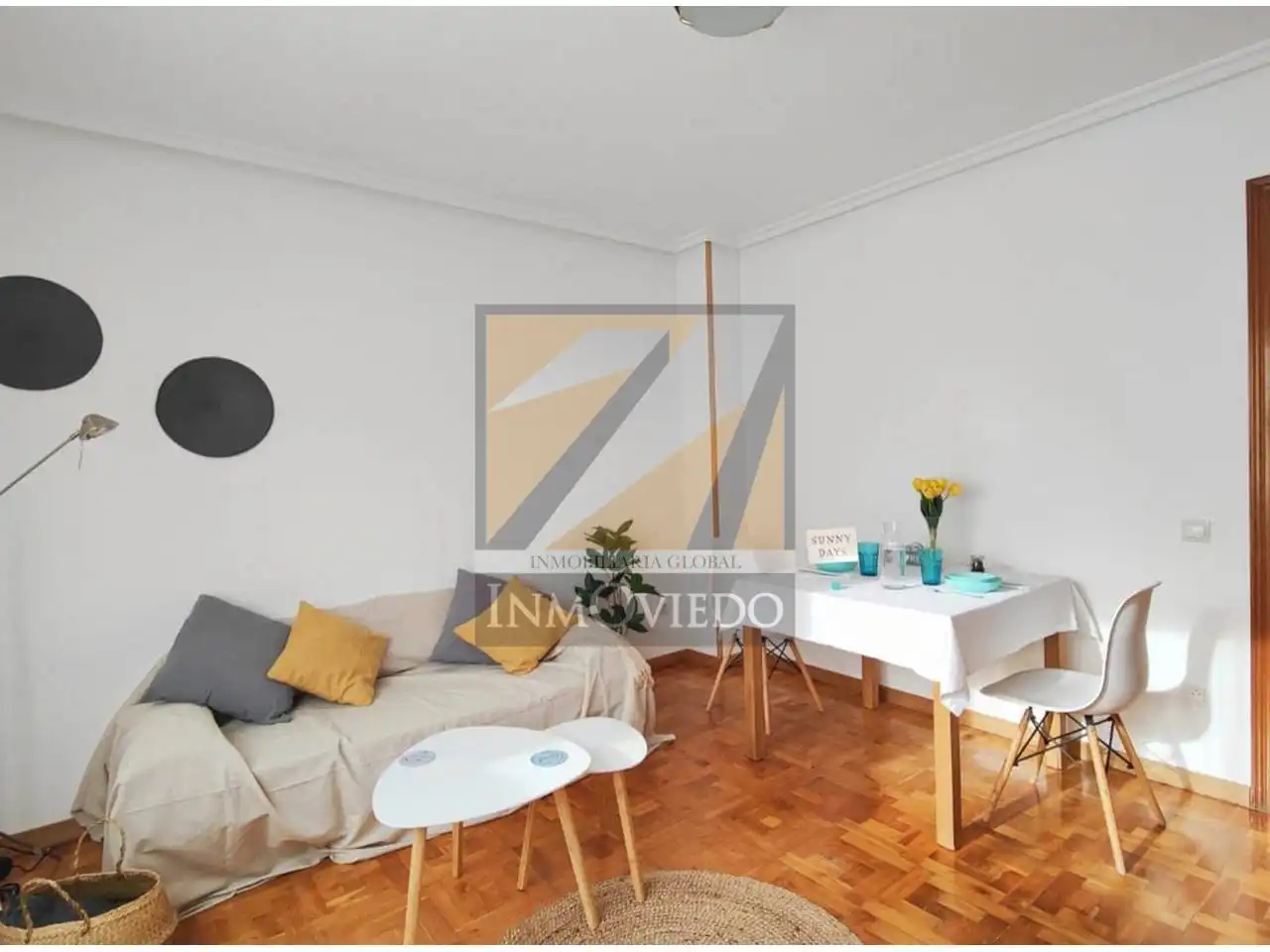 Wohnzimmer von Wohnung zur Miete in Oviedo  mit Heizung