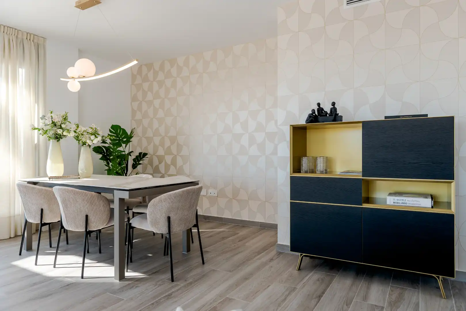 Esszimmer von Dachboden zum Verkauf in Torremolinos mit Klimaanlage, Heizung und Terrasse