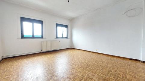 Foto 5 von Wohnung zum Verkauf in Tremañes, Gijón