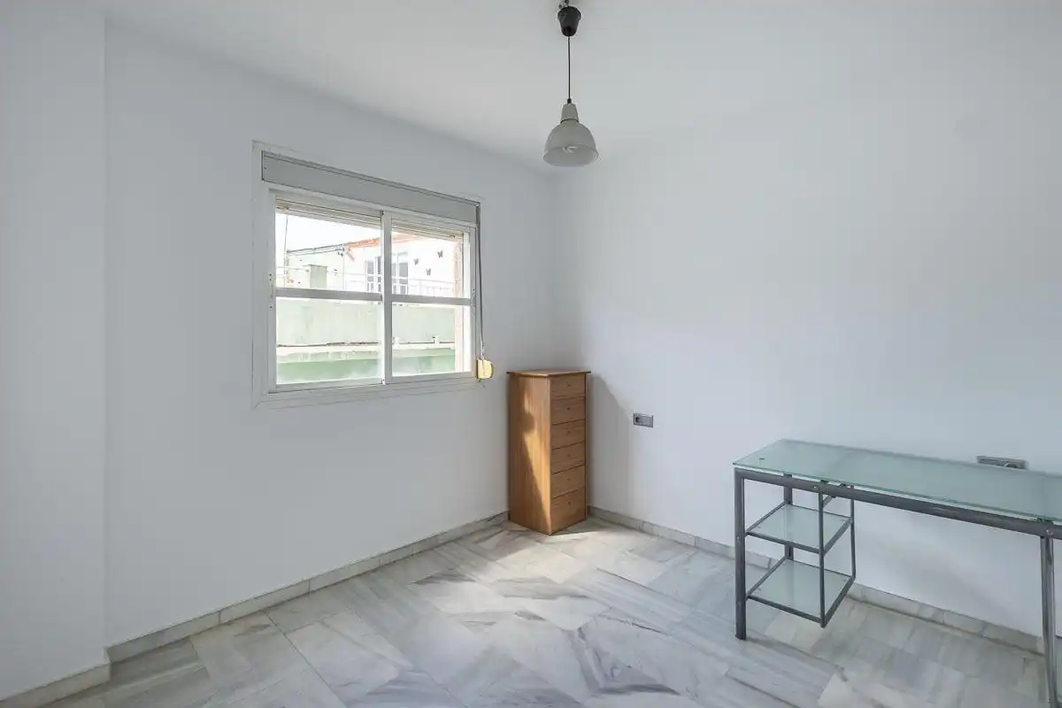 Bedroom of Flat for sale in Cenes de la Vega  with Air Conditioner and Storage room