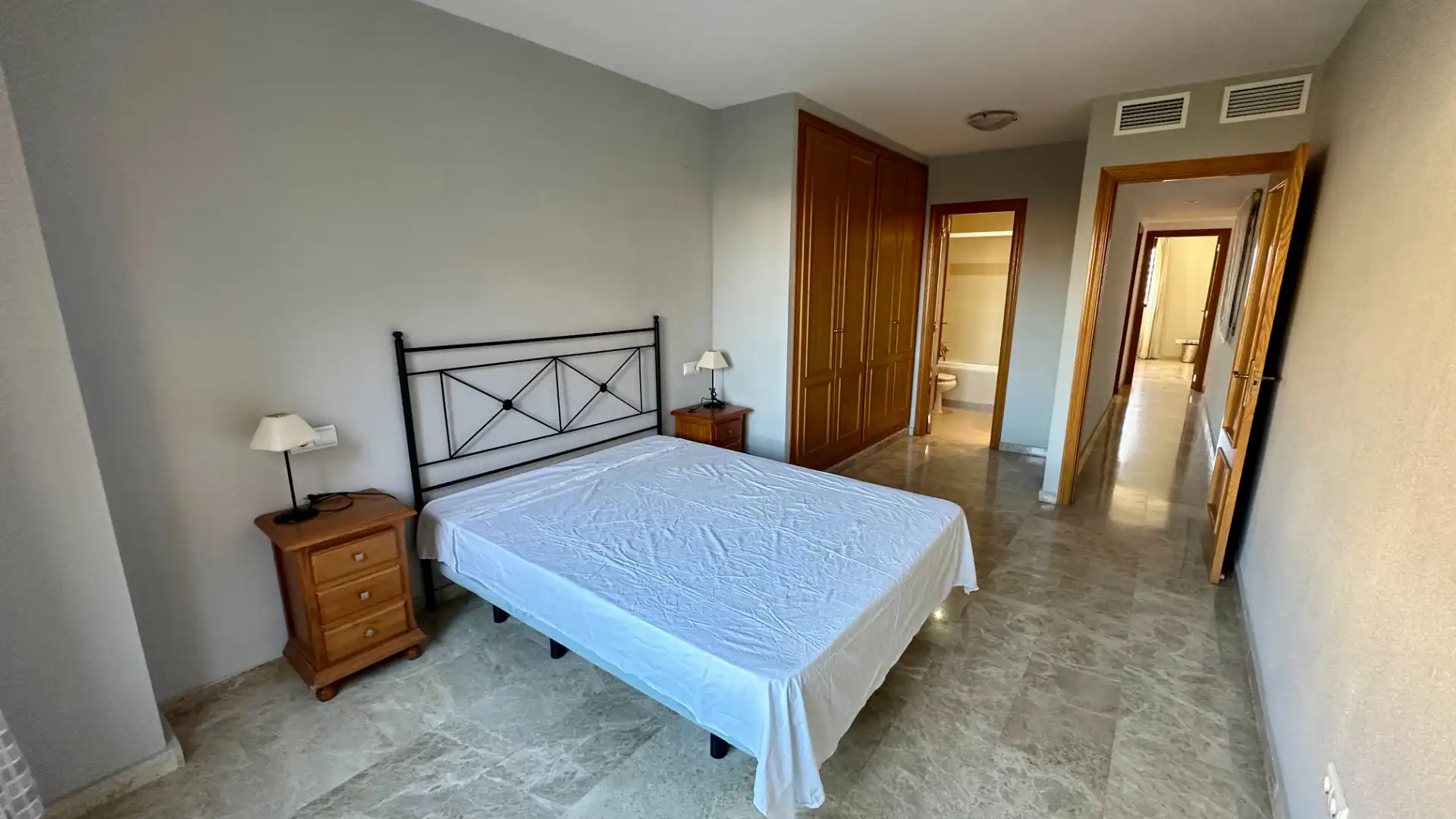 Flat with terrace for sale in Calle Ronda del Castillo, imagen 12