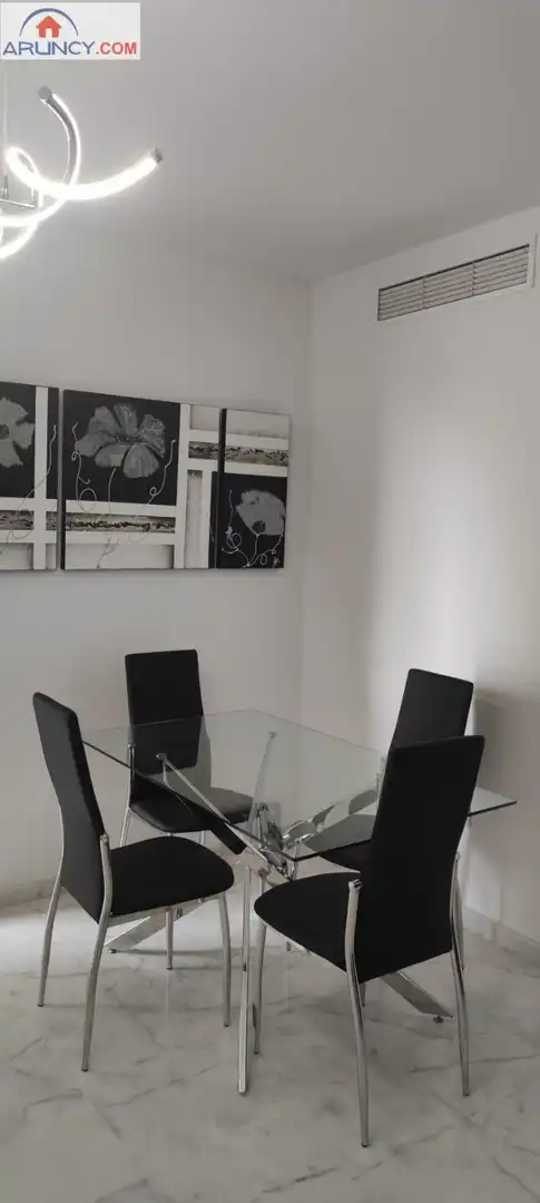 Comedor de Piso de alquiler en Montequinto con Aire acondicionado, Calefacción y Jardín privado