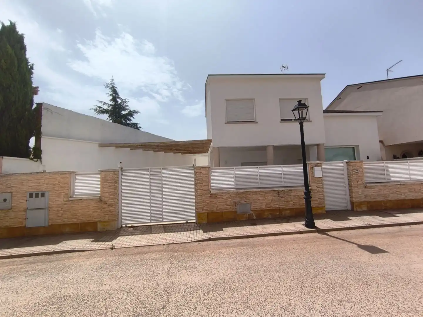 Vista exterior de Pis en venda en Quintanar de la Orden