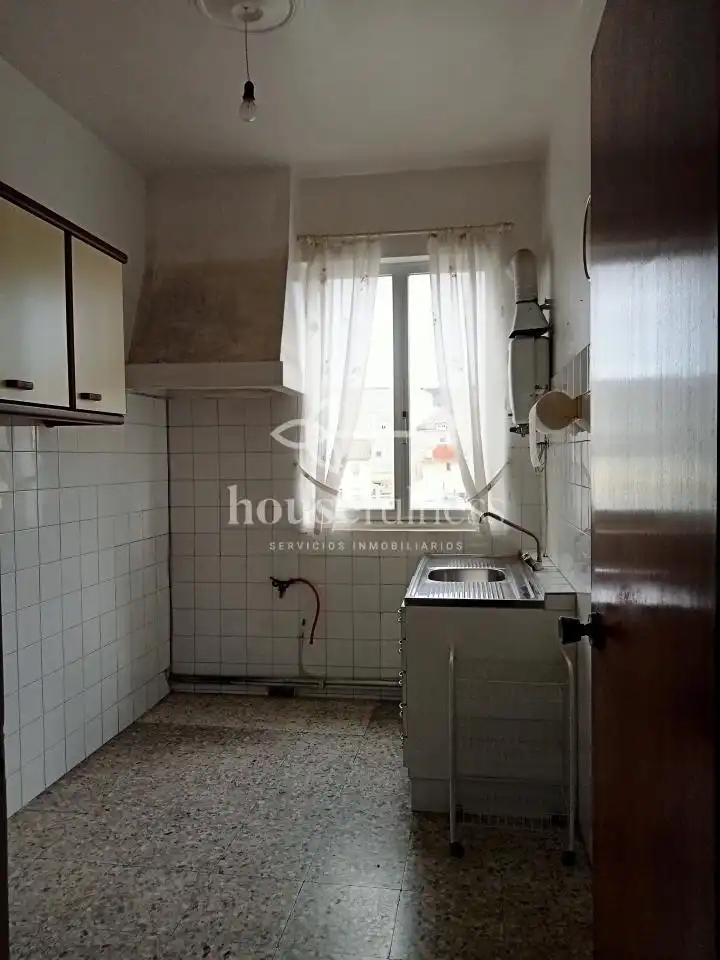 Cocina de Edificio en venta en Fene