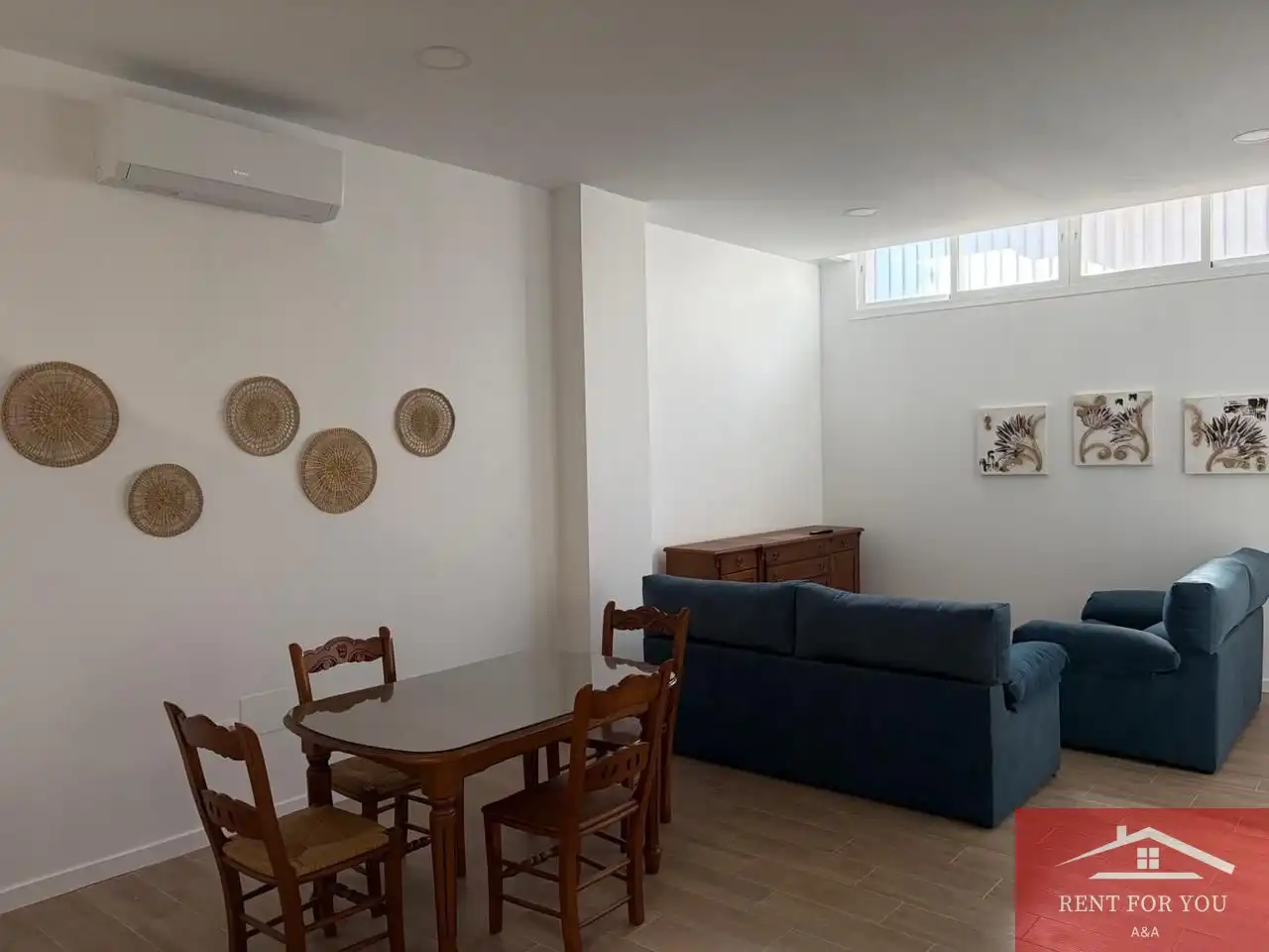 Sala de estar de Estudio de alquiler en Alhaurín El Grande con Aire acondicionado y Amueblado