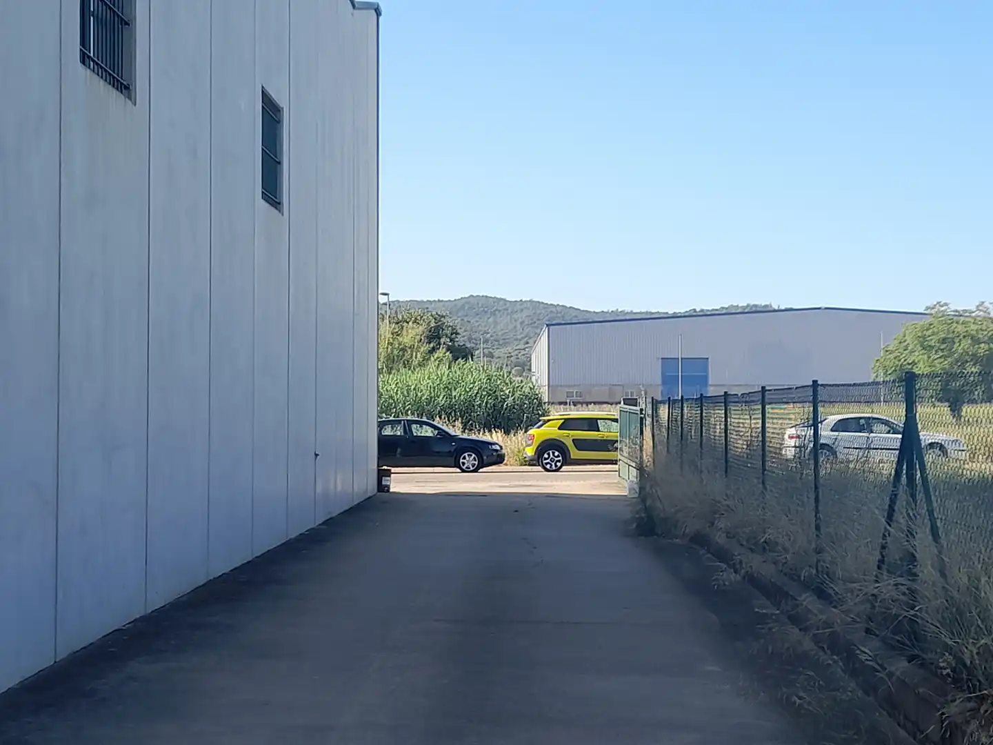 Parking of Industrial buildings for rent in Forallac