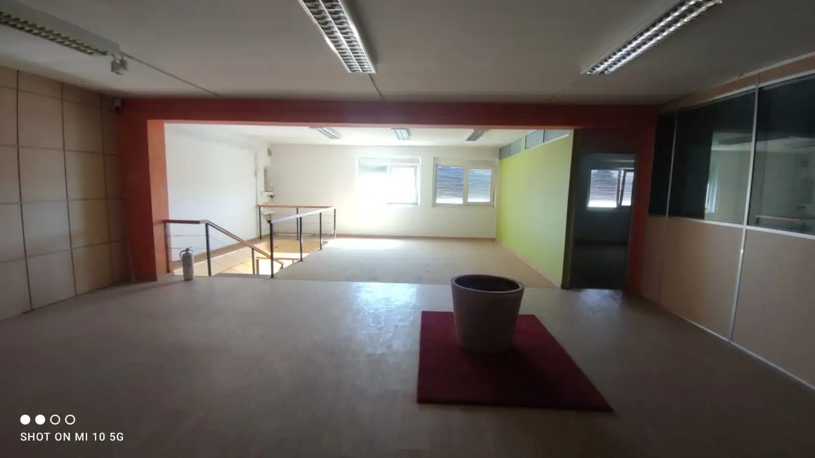 Oficina de lloguer a Lavadores, imagen 2