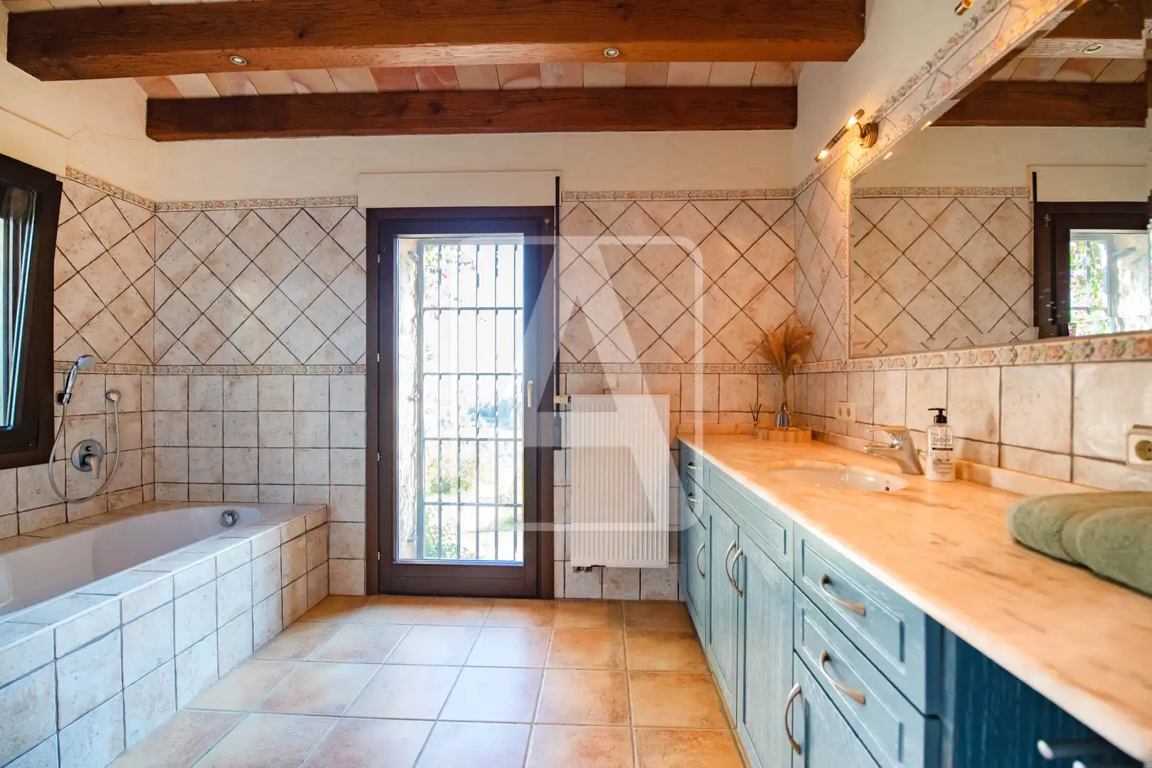 Baño de Finca rústica en venta en Benissa con Calefacción, Jardín privado y Terraza