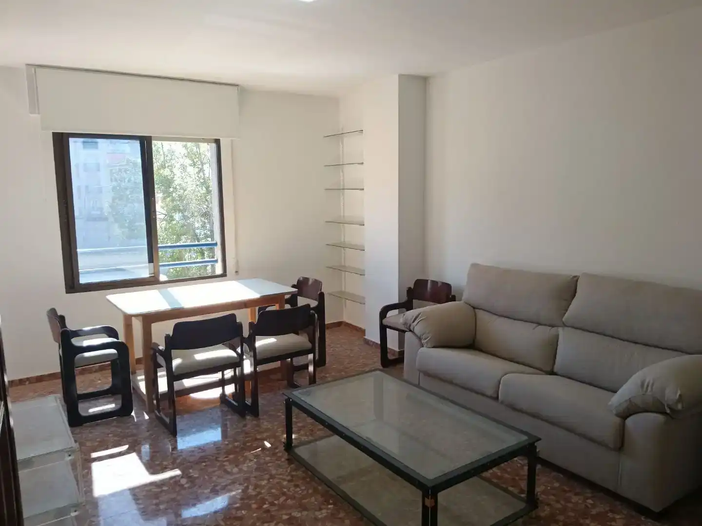 Sala d'estar de Pis en venda en Martos amb Aire condicionat i Balcó
