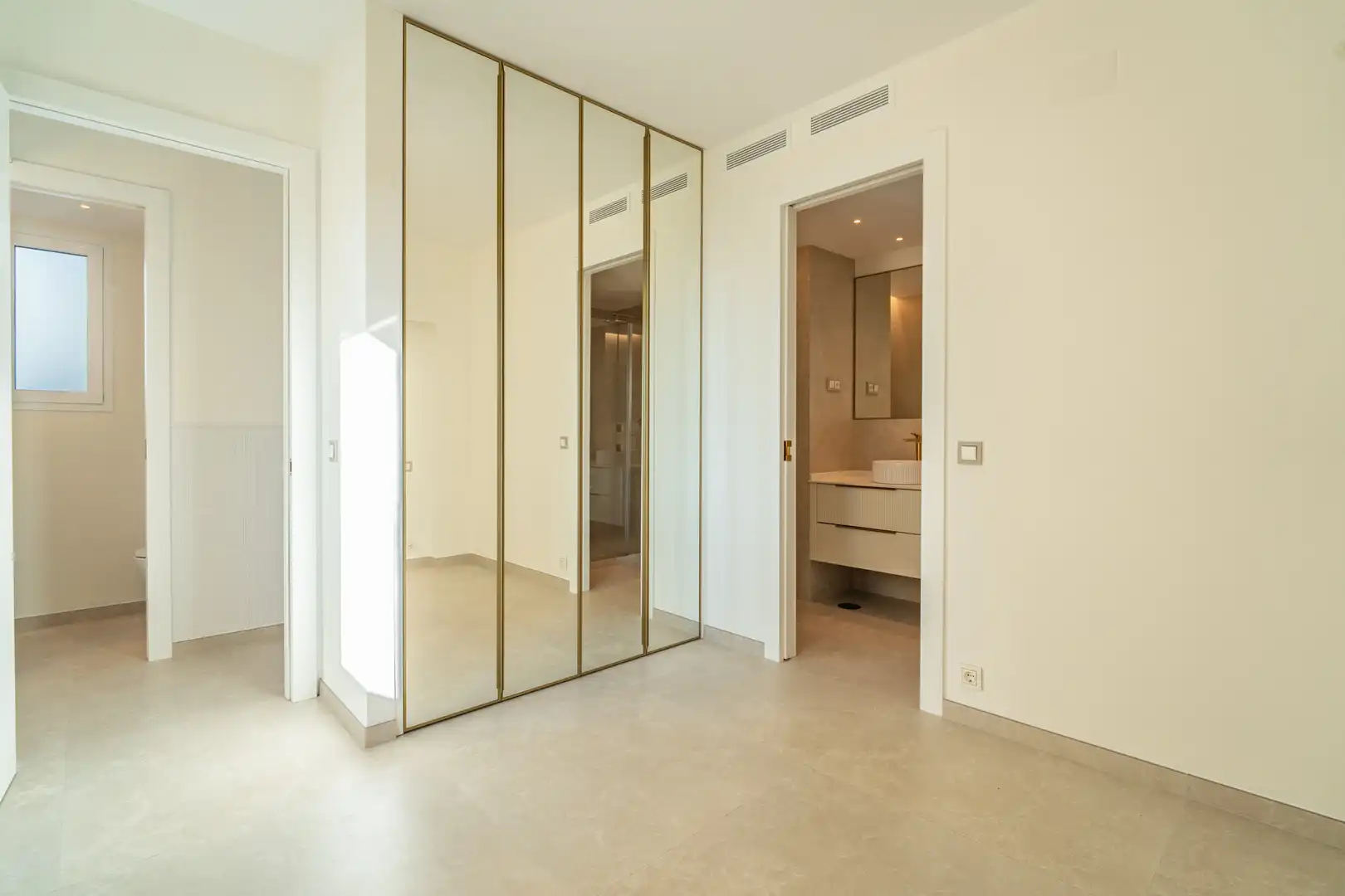 Schlafzimmer von Dachboden zum Verkauf in Centro