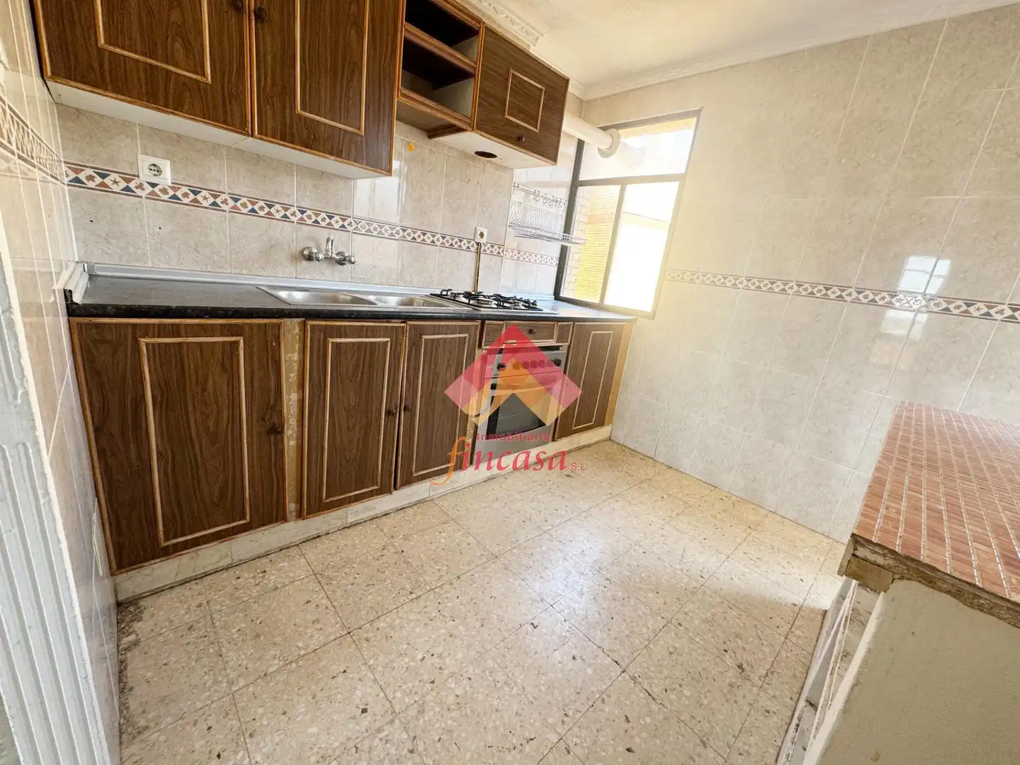 Cuina de Pis en venda en Ronda amb Terrassa