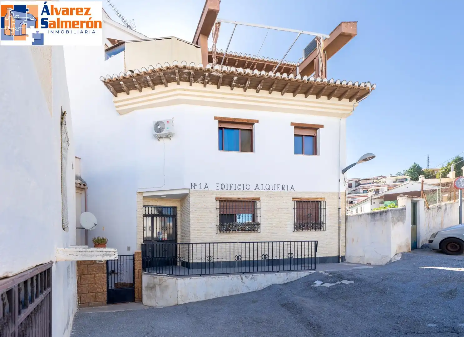 Àtic amb ascensor en venda a Calle HIGUERAS