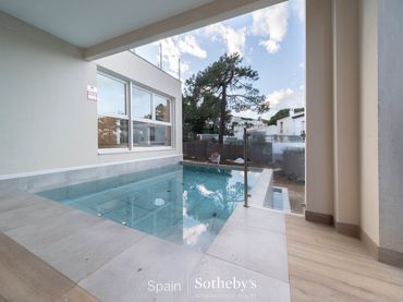 Casa con piscina in vendita a Carrer Roses