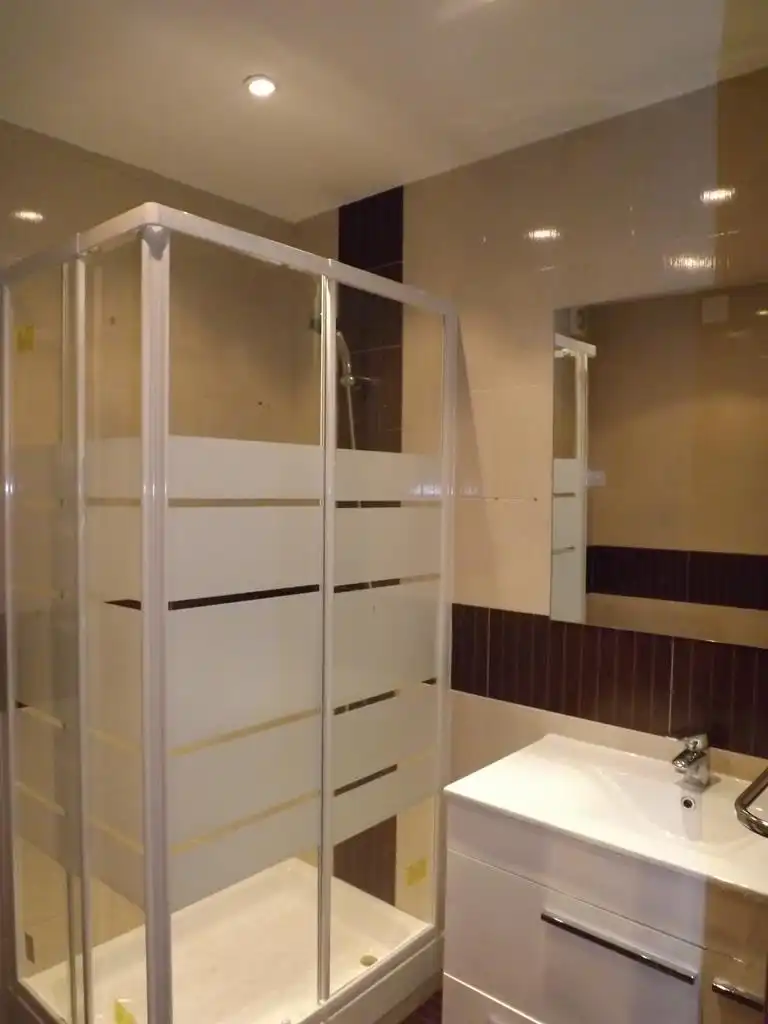Bathroom of Flat for sale in Leganés  with Oven and Washing machine