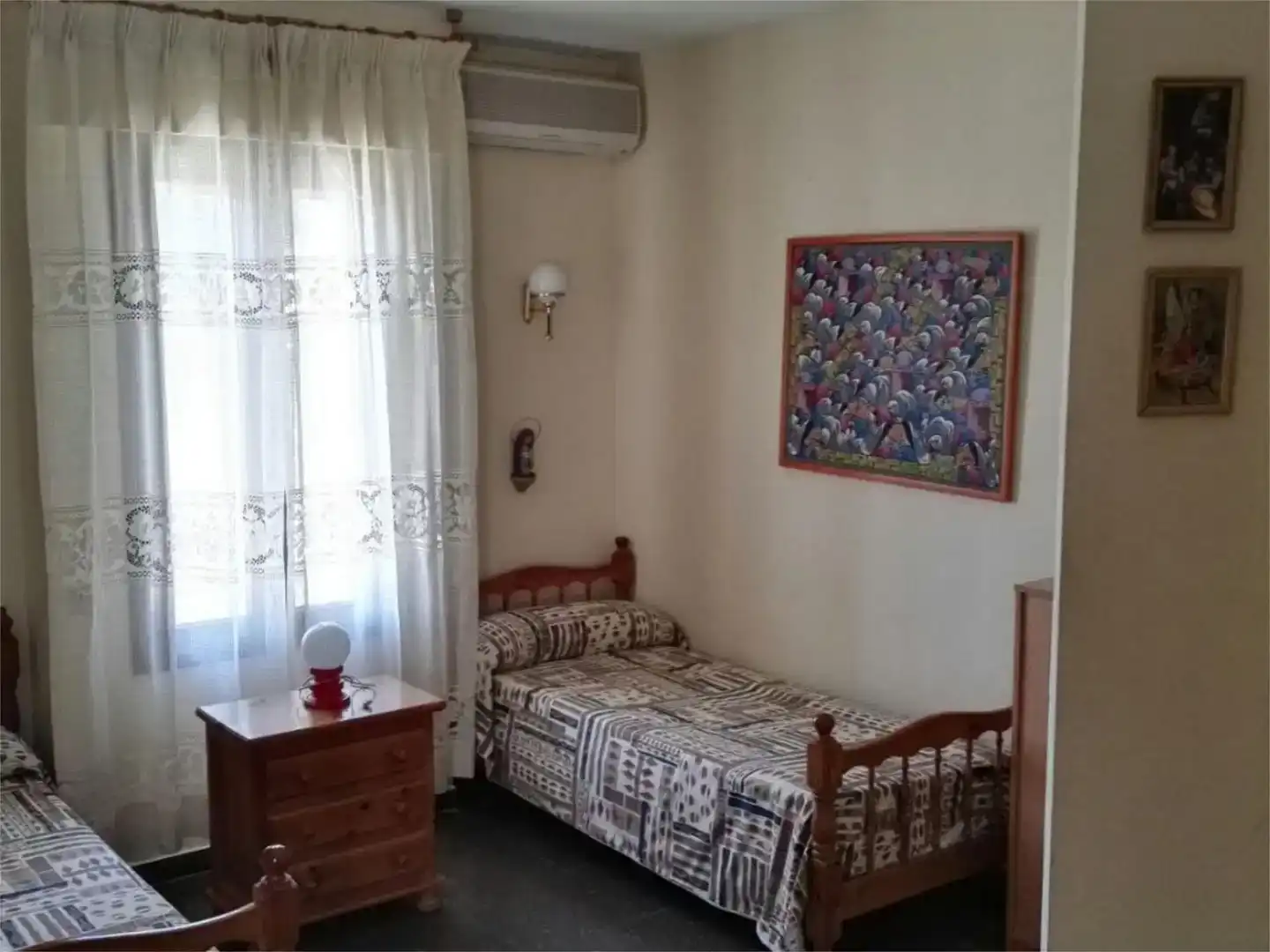 Habitación de Casa o chalet de alquiler en Alcalá de Guadaira con Aire acondicionado, Jardín privado y Piscina