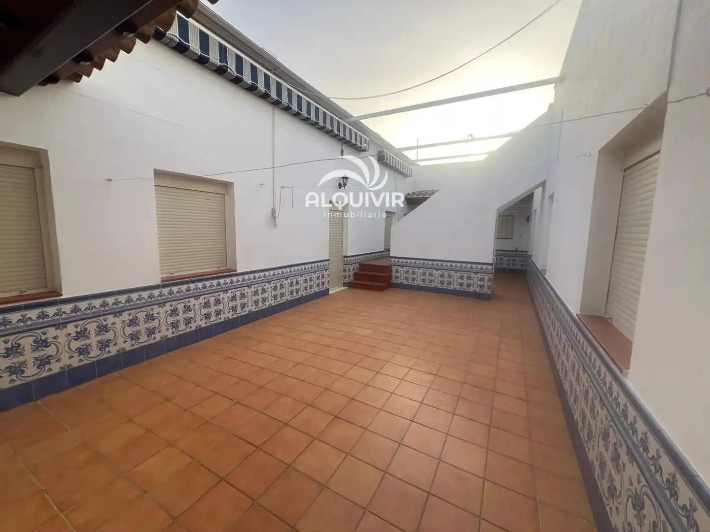 Vista exterior de Edificio en venta en Almonte