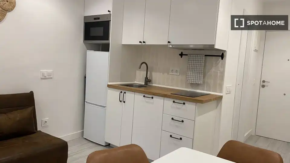 Wohnung zur Miete in Chamberí, imagen 3