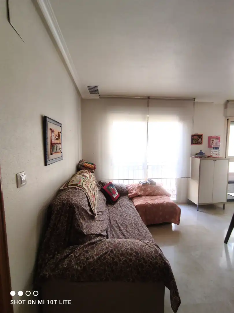 Schlafzimmer von Wohnung zur Miete in Elche / Elx mit Möbliert, Ofen und Waschmaschine