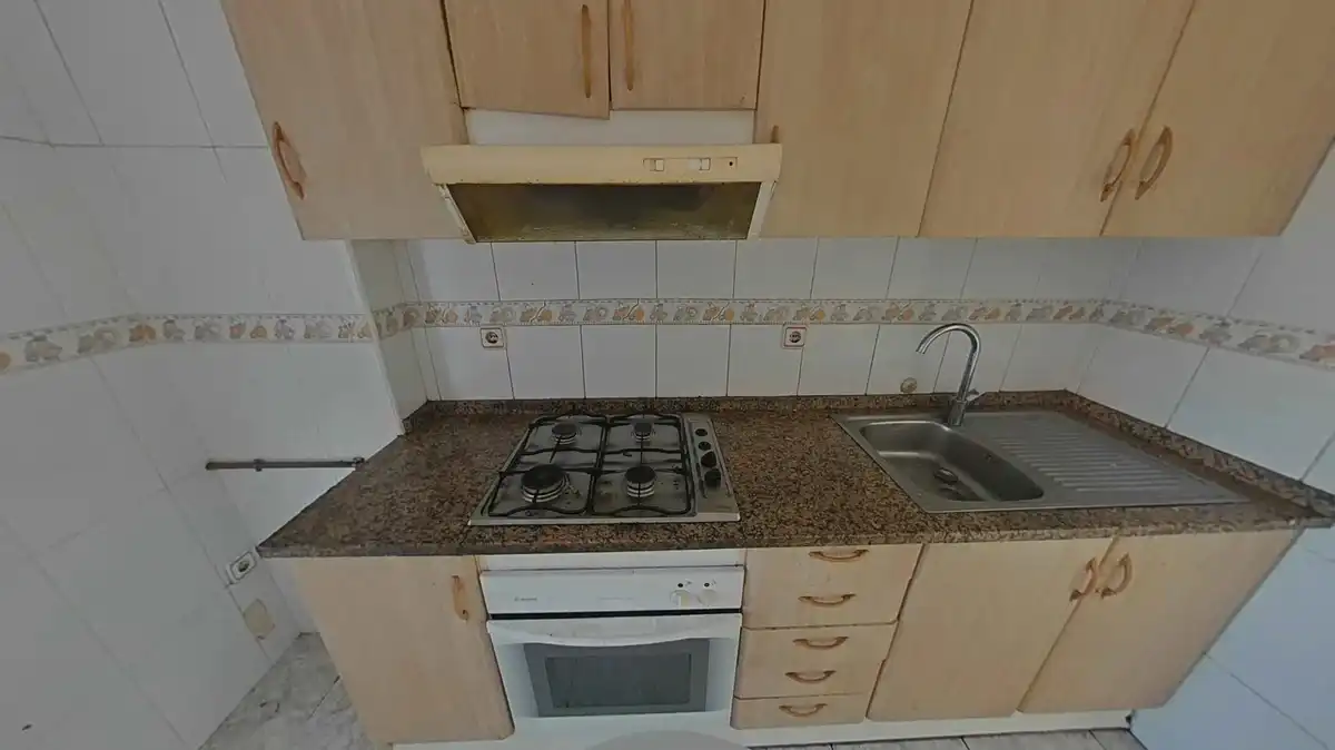 Küche von Wohnung zum Verkauf in Calella mit Balkon