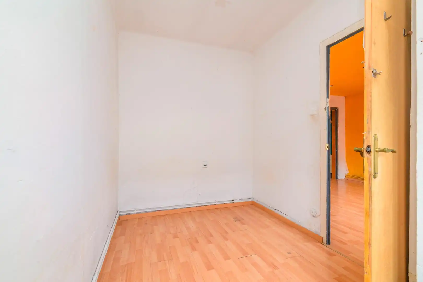 Flat for sale in Manresa  with Heating and Alarm