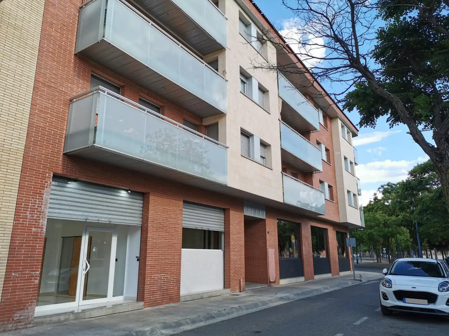 Vista exterior de Local de lloguer en Mollerussa