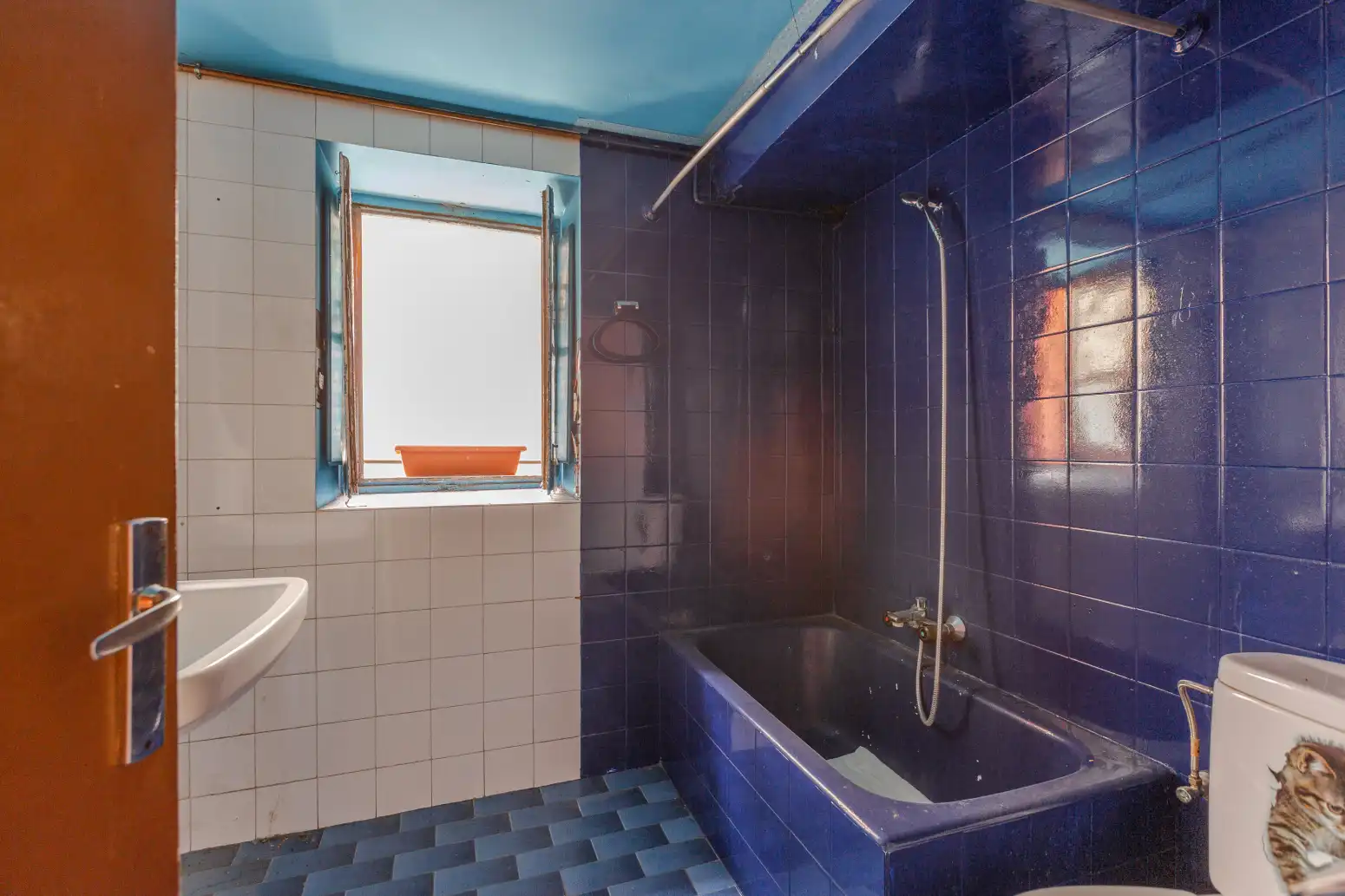 Badezimmer von Dachboden zum Verkauf in Lumbier