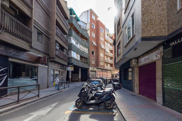 Dúplex en Venta en Camino de Ronda