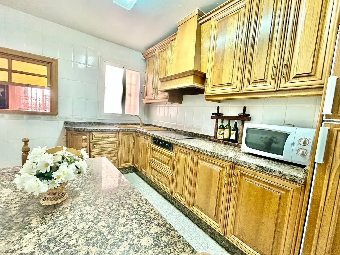 Cocina de Casa adosada en venta en Paterna del Río con Calefacción, Terraza y Trastero