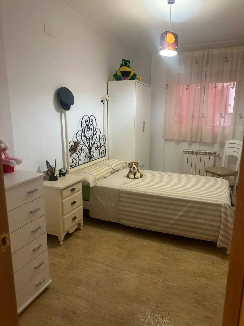 Dormitori de Pis en venda en Munera amb Aire condicionat, Calefacció i Traster