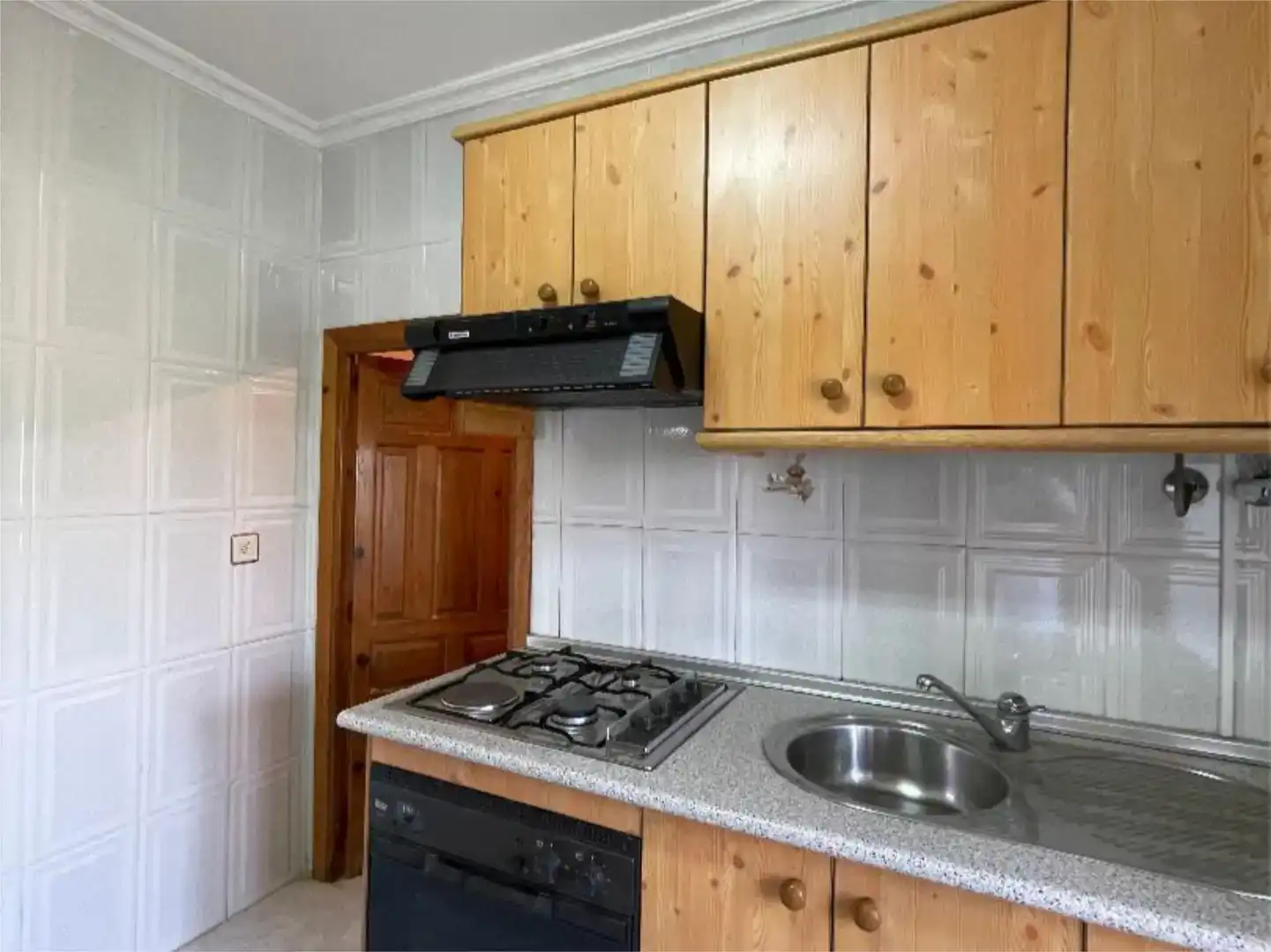Cocina de Piso en venta en Las Veguillas  con Jardín privado y Trastero