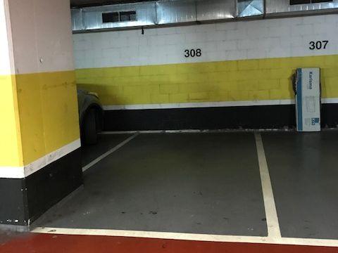 Foto 1 de Garatge de lloguer a Carrer Dels Filadors, 28, Creu Alta, Barcelona