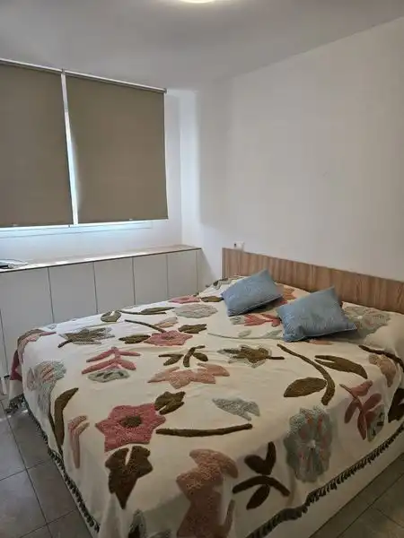 Habitación de Casa adosada en venta en Peralta / Azkoien con Aire acondicionado, Calefacción y Jardín privado