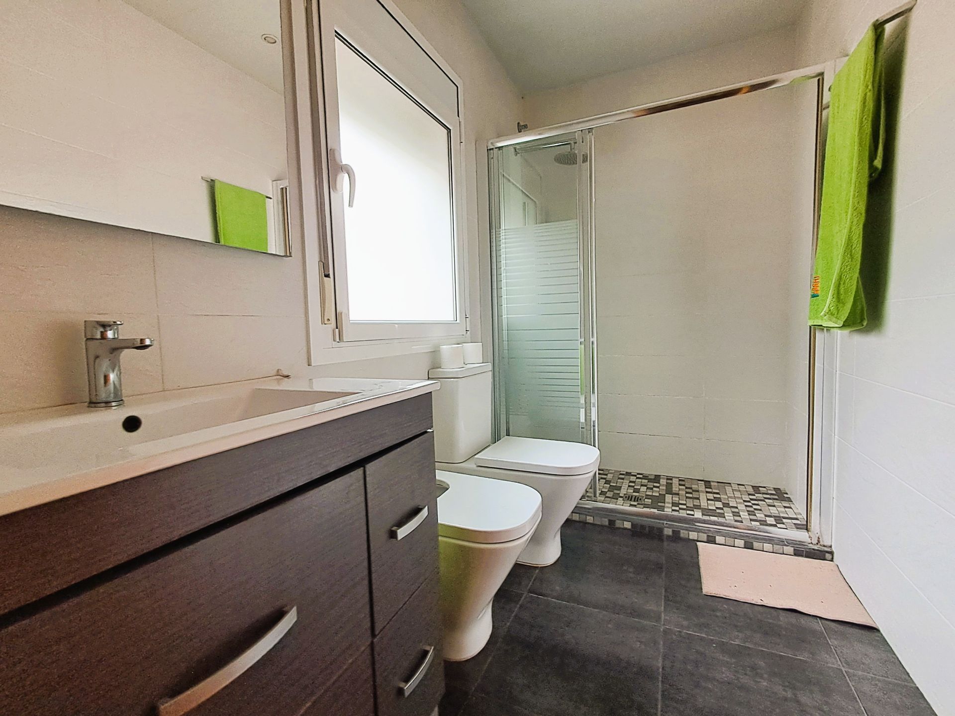 Bathroom of Country house for sale in Mataró  with Air Conditioner, Heating and Terrace